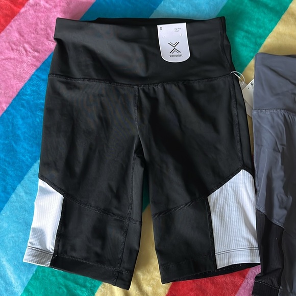 Xersion compression shorts (bundle) - Picture 2 of 10